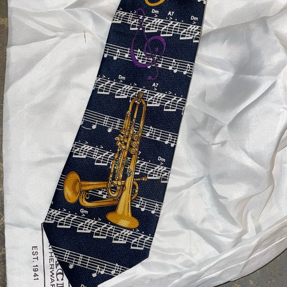 Fratello Trumpet hand made tie blue white made in Italy poly blend